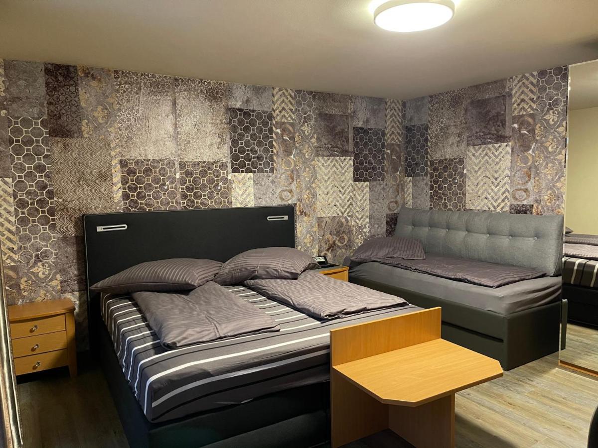 Hotel Mythos "Apartments" มาร์กโกรนิงเกน ภายนอก รูปภาพ