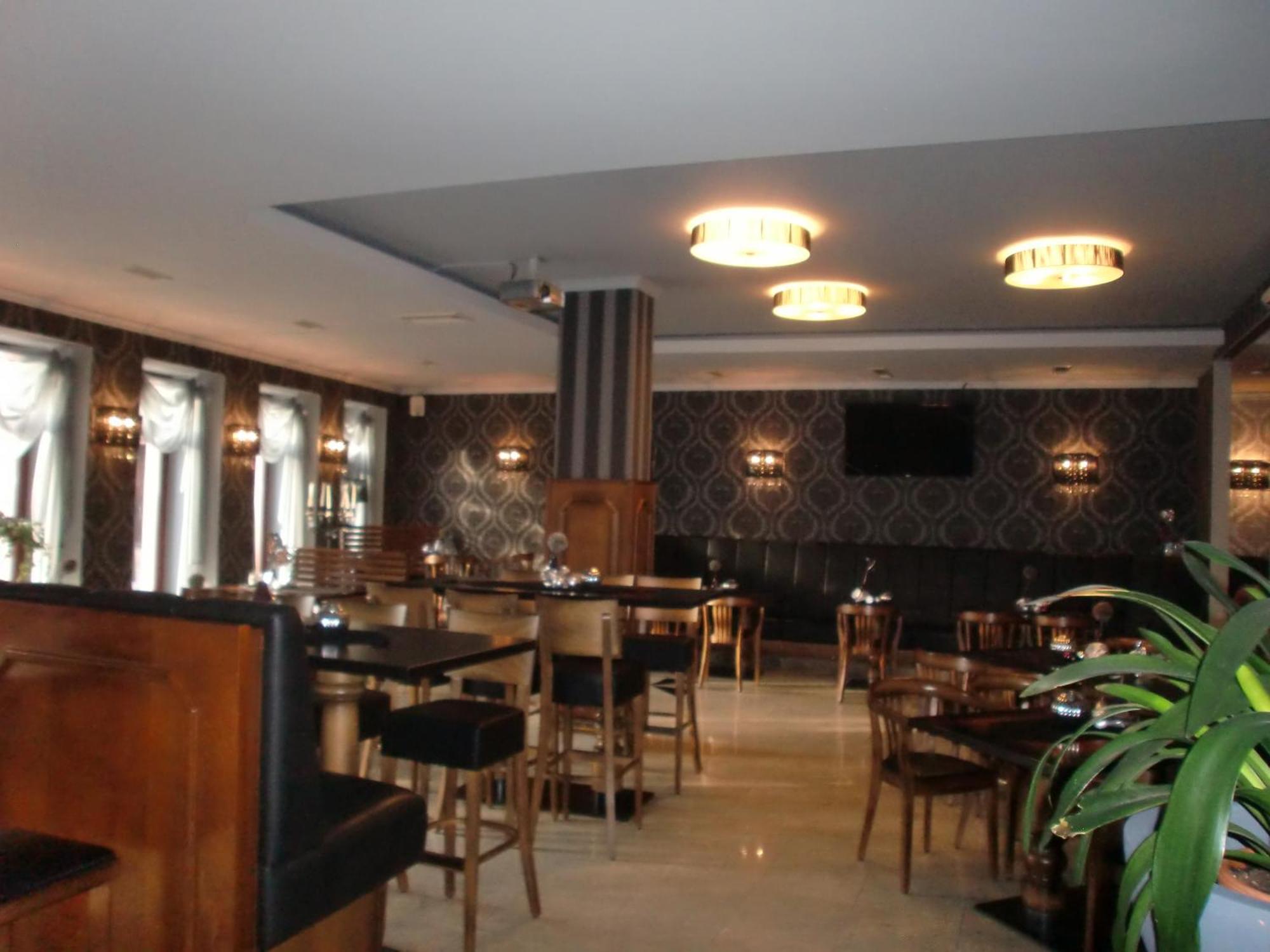 Hotel Mythos "Apartments" มาร์กโกรนิงเกน ภายนอก รูปภาพ